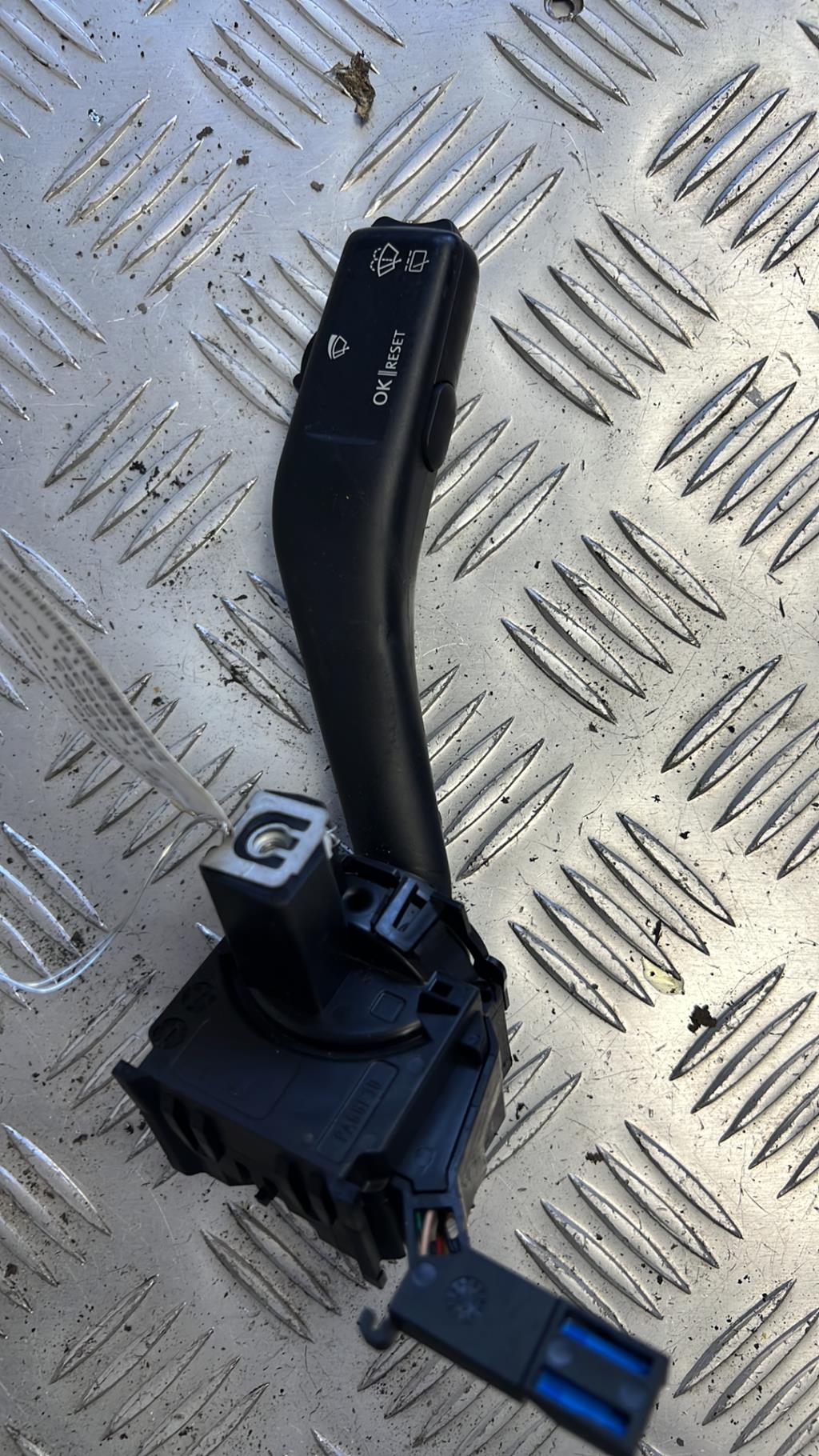 Commodo d'essuie glaces SEAT LEON 2 PHASE 1 Diesel - 1
