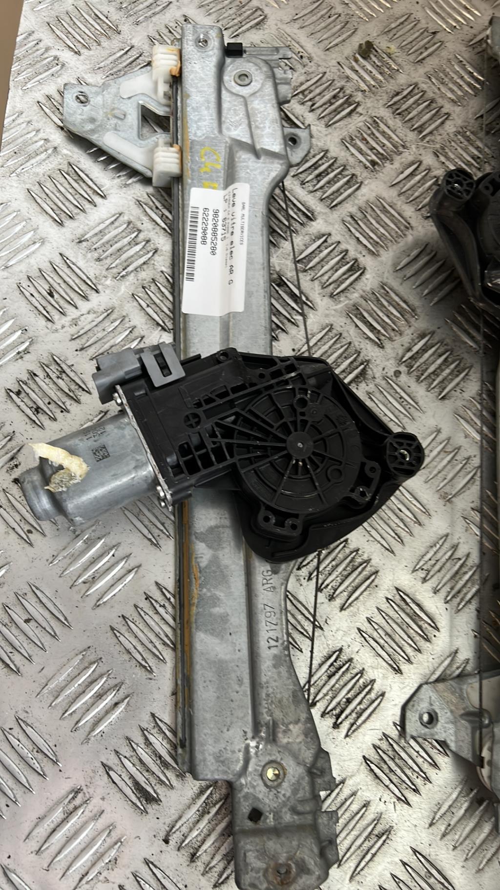 Alzacristalli elettrico posteriore sinistro CITROEN C4 2 PHASE 1 Diésel - 1
