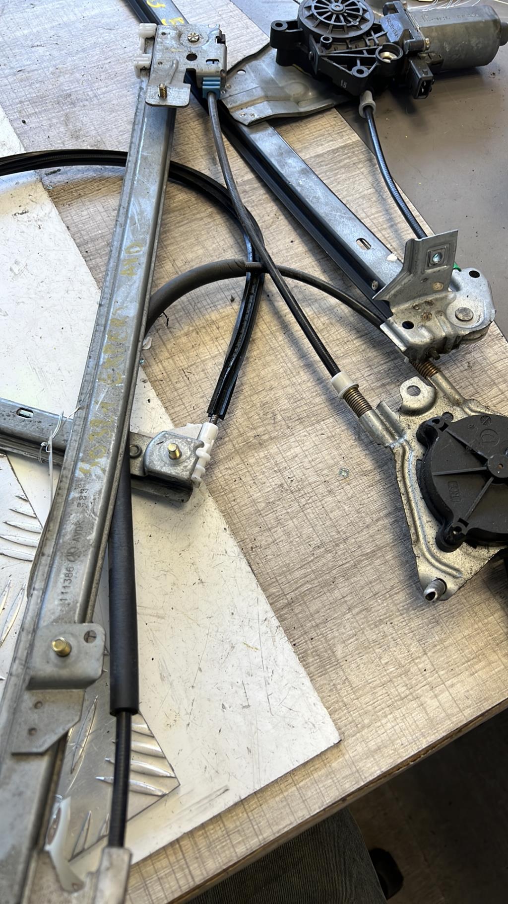Alzacristalli elettrico anteriore destro PEUGEOT EXPERT 1 PHASE 2 Diésel - 1