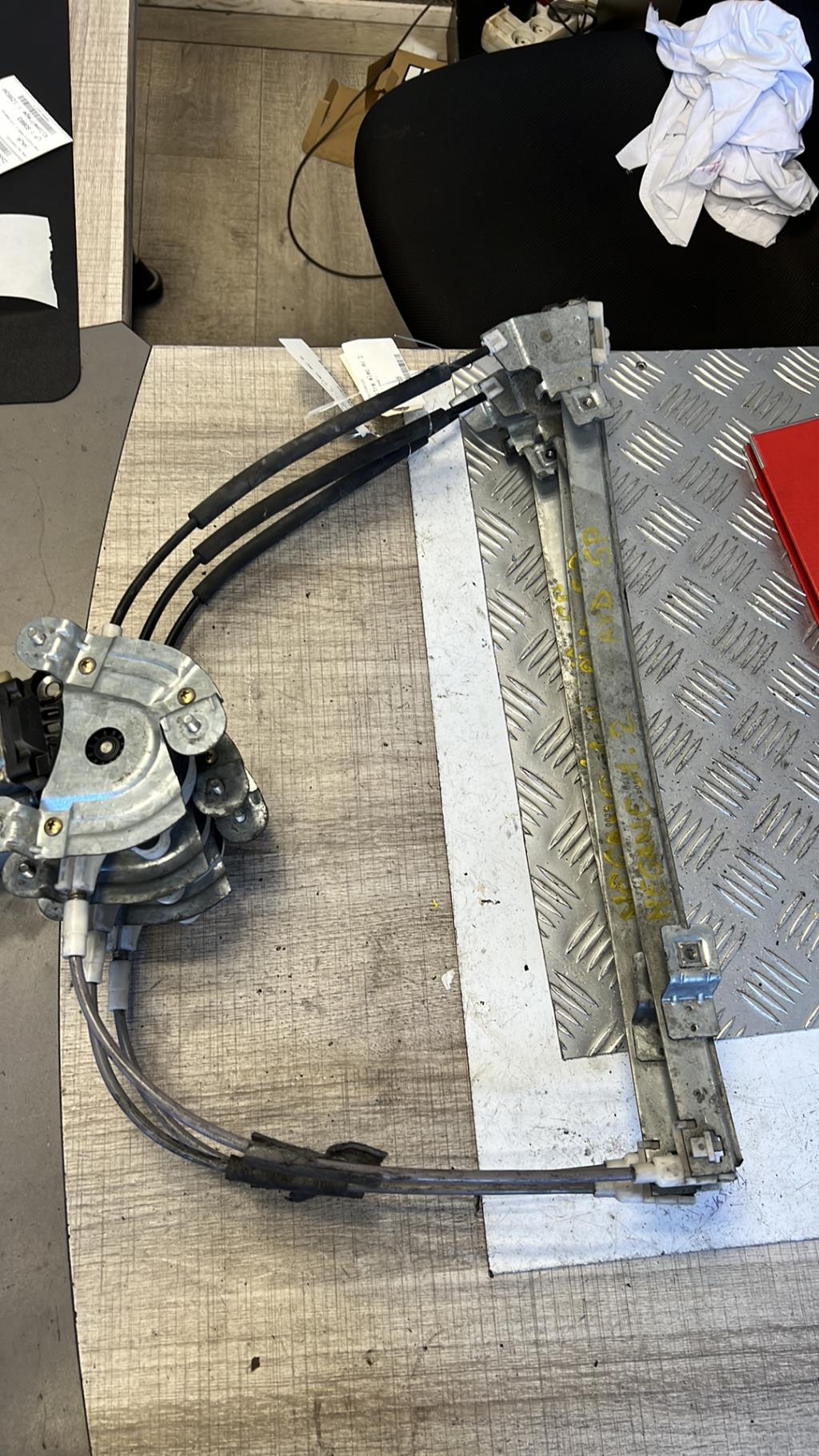 Alzacristalli elettrico anteriore destro RENAULT MEGANE 1 PHASE 1  - 1