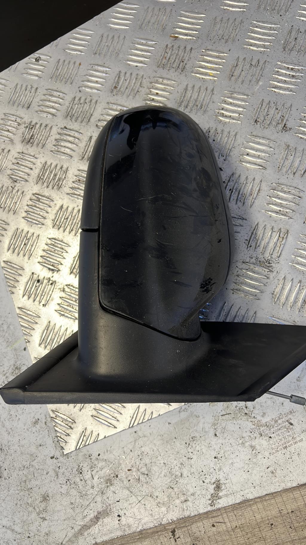 Retrovisor derecho VOLKSWAGEN FOX Gasolina - 1