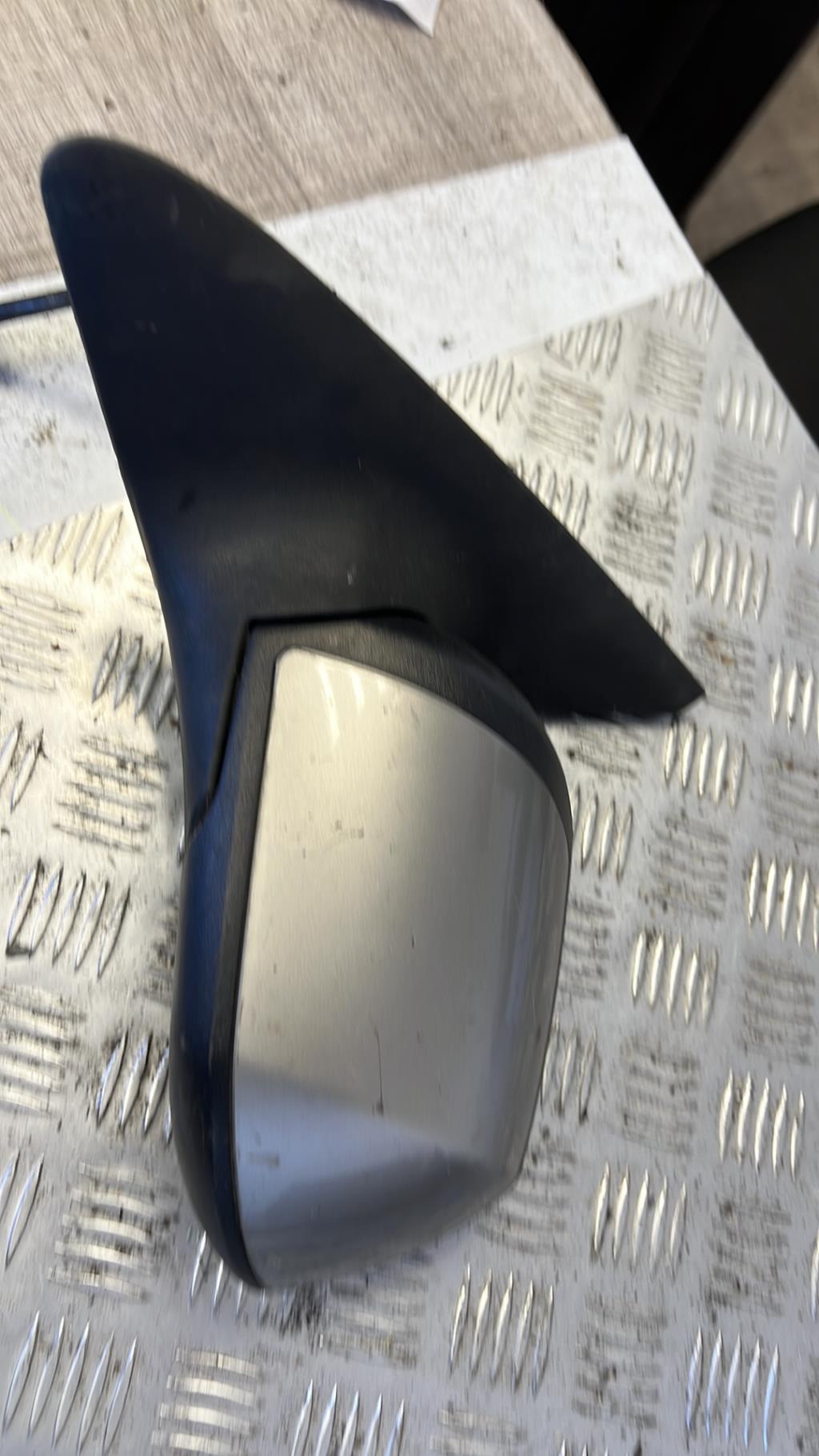 Retrovisor izquierdo FORD MONDEO 2 Gasolina - 1