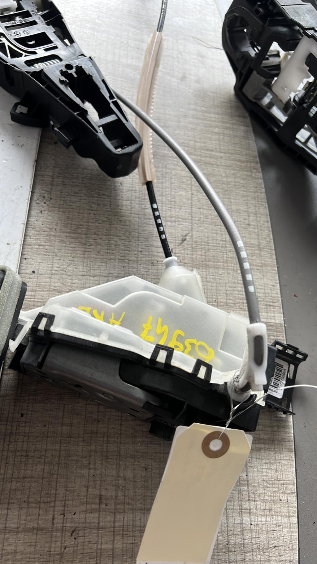 Serrure arriere droit CITROEN C-ELYSEE PHASE 1 Diesel - 1