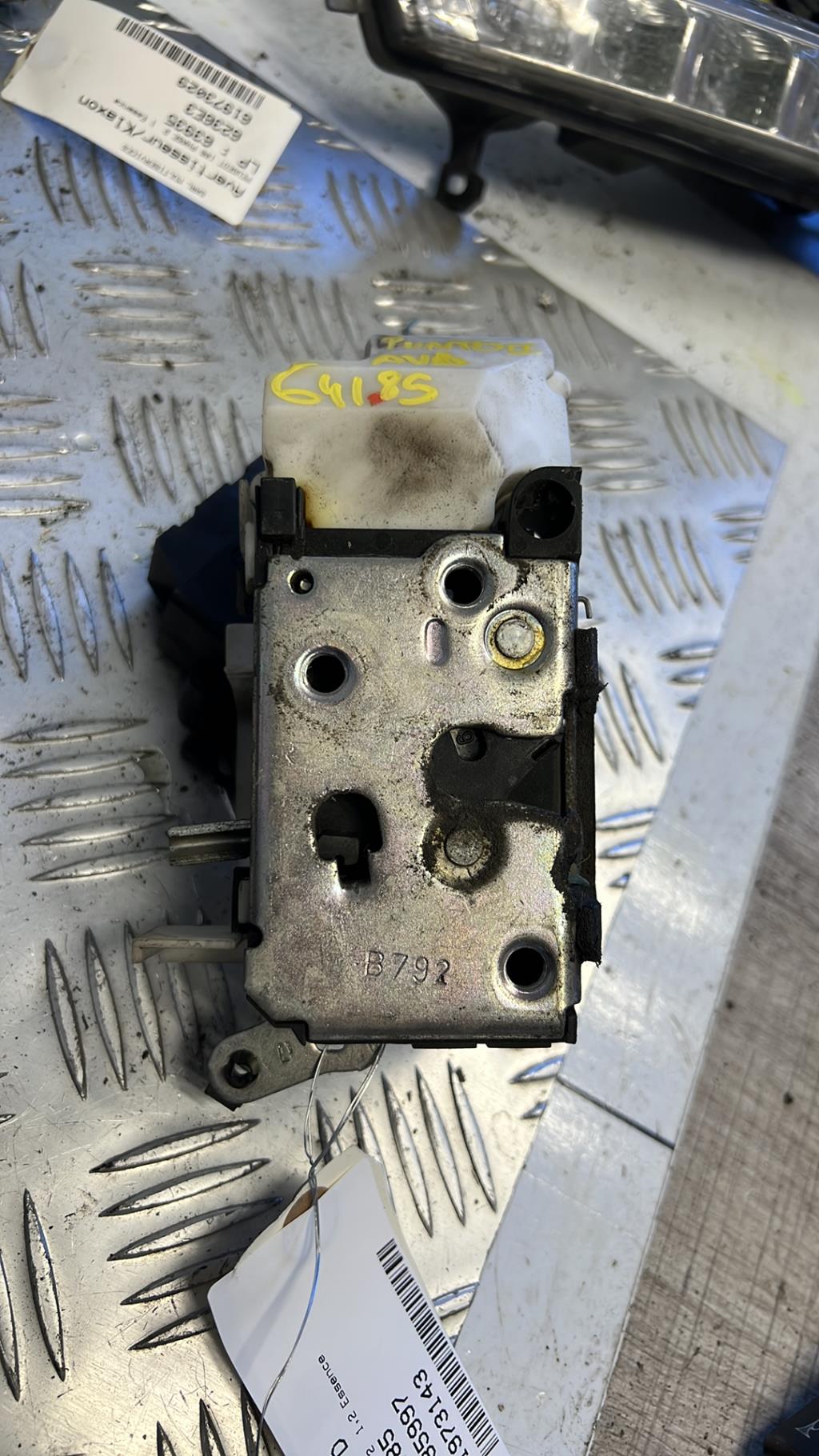 Serratura anteriore destra FIAT PUNTO 2 PHASE 2 Gasolina - 1