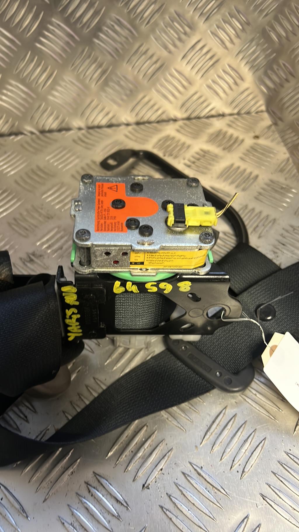 Cintura di sicurezza anteriore destra TOYOTA YARIS 2 PHASE 1 Diésel - 1