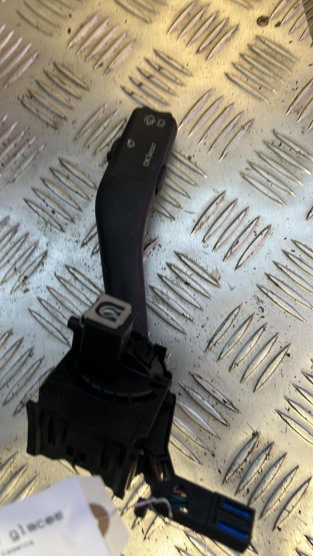 Devio tergicristalli VOLKSWAGEN GOLF 5 Gasolina - 1
