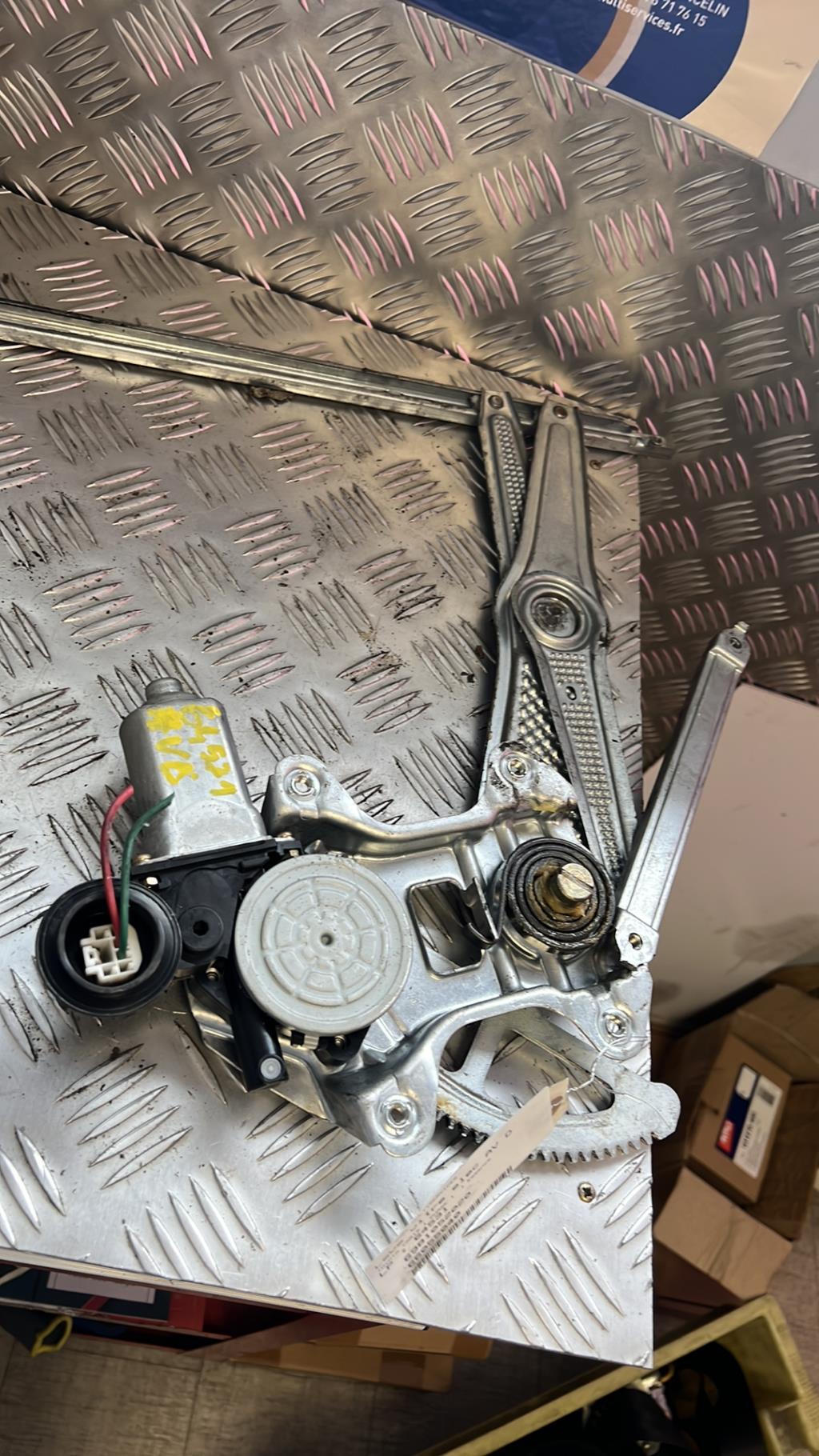 Alzacristalli elettrico anteriore destro TOYOTA YARIS 1 PHASE 1 Gasolina - 1