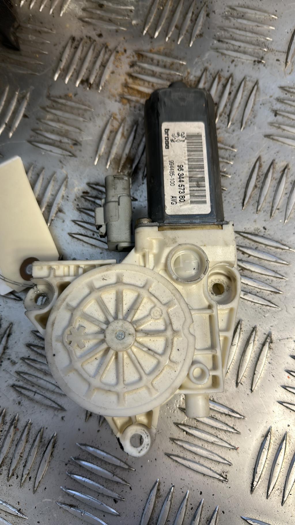 Motore alzacristalli anteriore sinistro PEUGEOT 307 PHASE 1 Diésel - 1