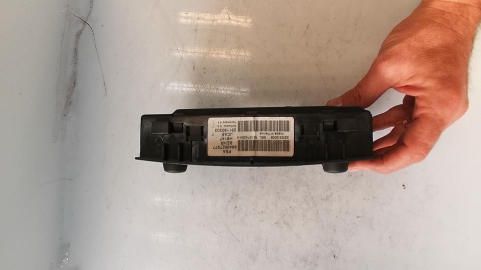Commande chauffage PEUGEOT 307 PHASE 1 CABRIOLET  - 1