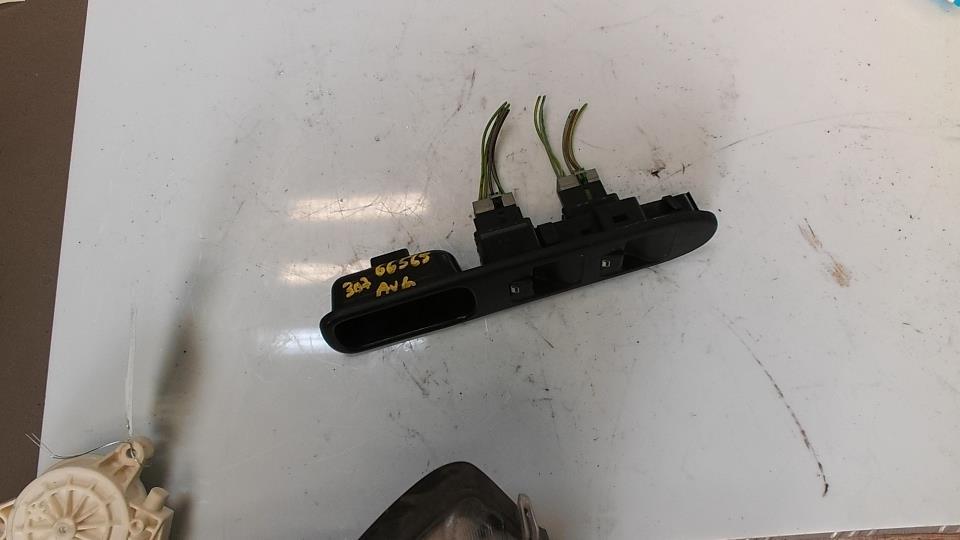 Interruttore lavacristalli anteriore sinistro PEUGEOT 307 PHASE 2 Diésel - 1