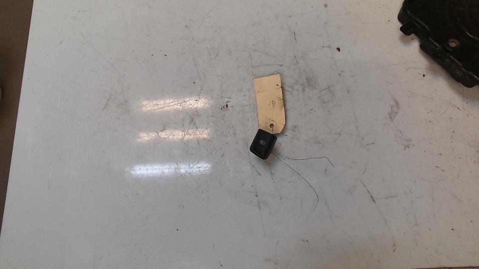 Commande de fermeture centralisee PEUGEOT 208 1 PHASE 2 Essence - 1
