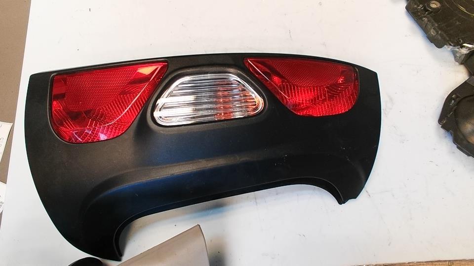 Fanale posteriore principale destro (luci) FIAT PANDA CROSS 3 Gasolina - 1
