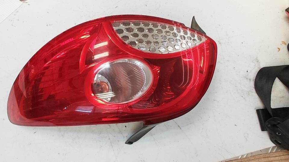 Fanale posteriore principale destro (luci) PEUGEOT 206+ Gasolina - 1