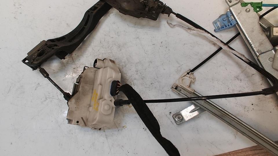 Serrure avant droit CITROEN C2 PHASE 1 Essence - 1
