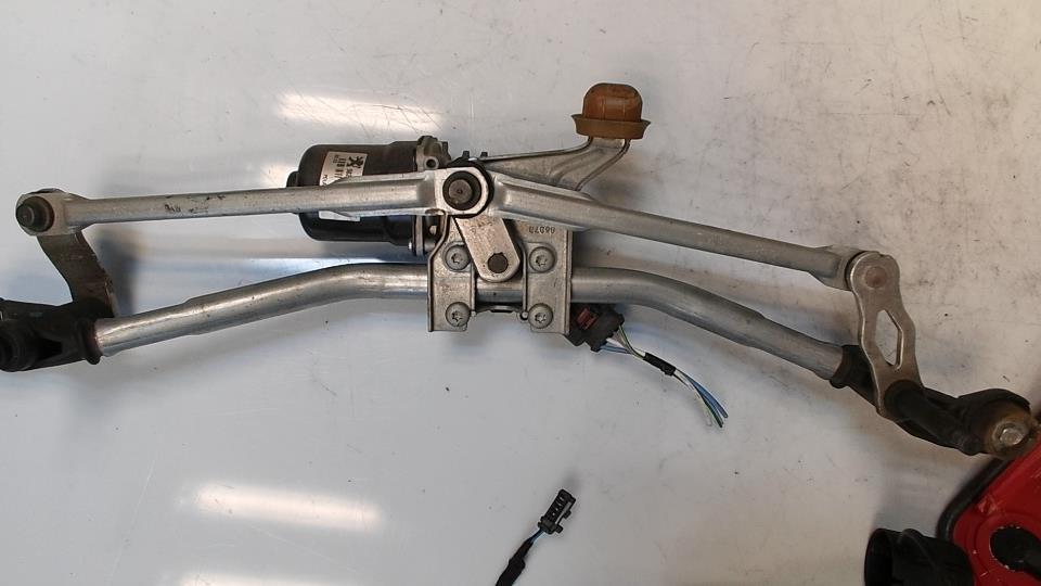Motore tergicristallo anteriore PEUGEOT 208 2 Gasolina - 1