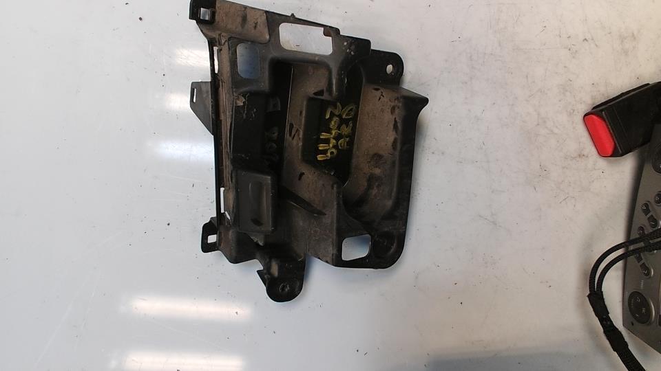 Supporto paraurti posteriore PEUGEOT 208 2 Gasolina - 1