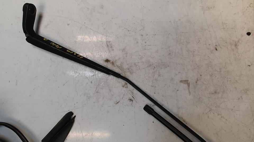 Braccio tergicristallo anteriore destro VOLKSWAGEN POLO 4 PHASE 2 Diésel - 1