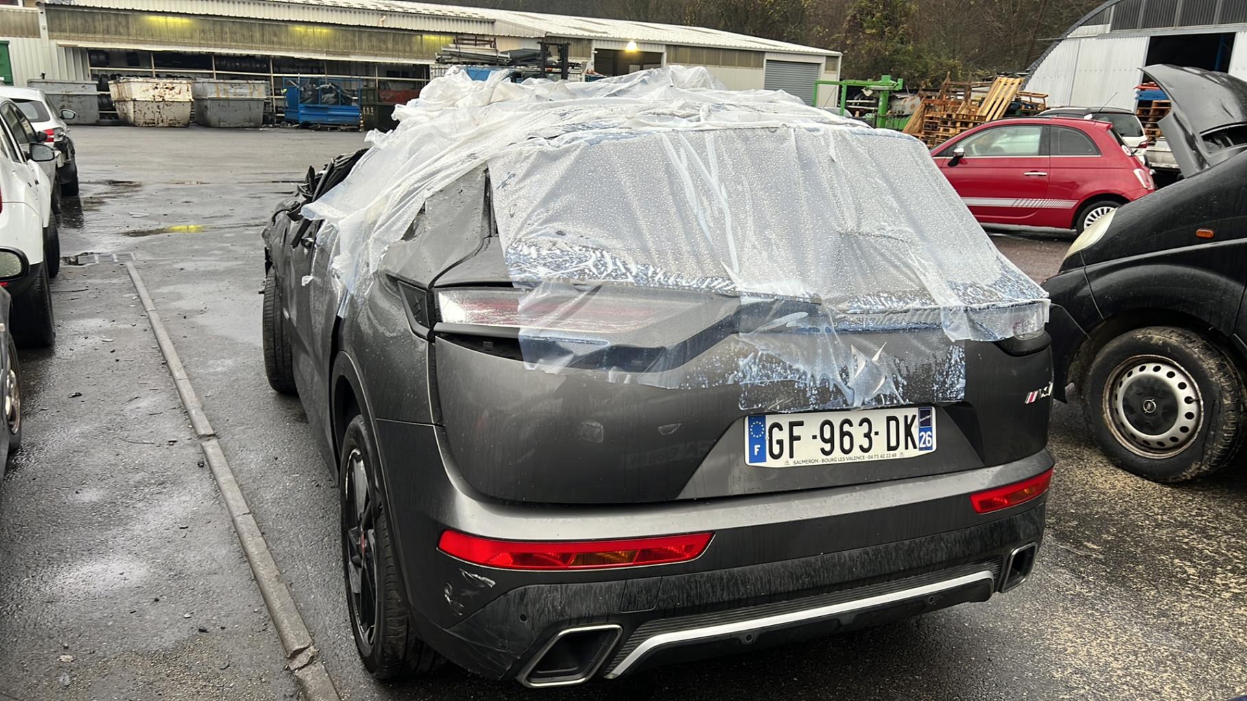Prise port USB DS DS7 CROSSBACK Diesel - 1