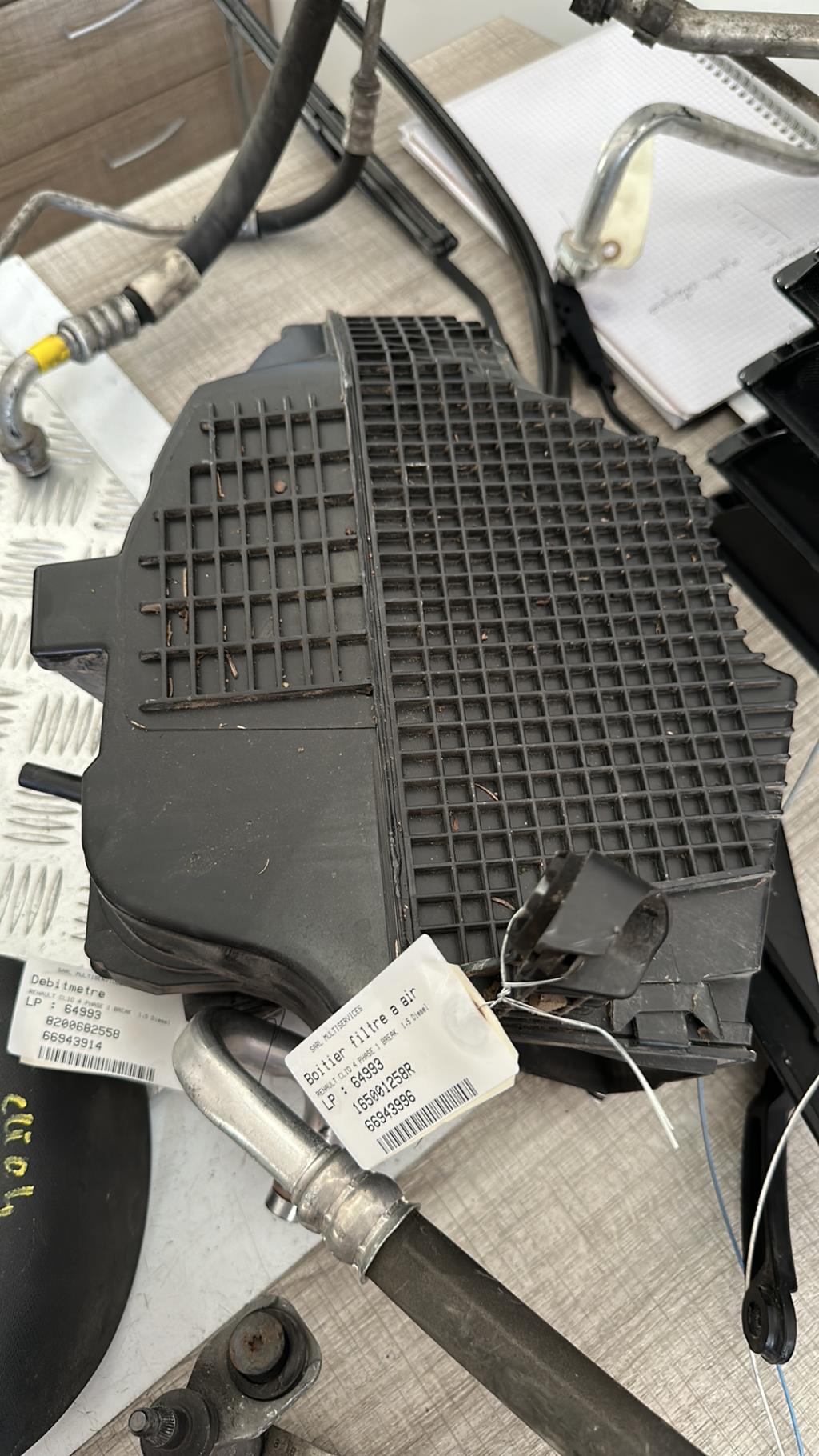 Scatola filtro aria RENAULT CLIO 4 PHASE 1 BREAK Diésel - 1