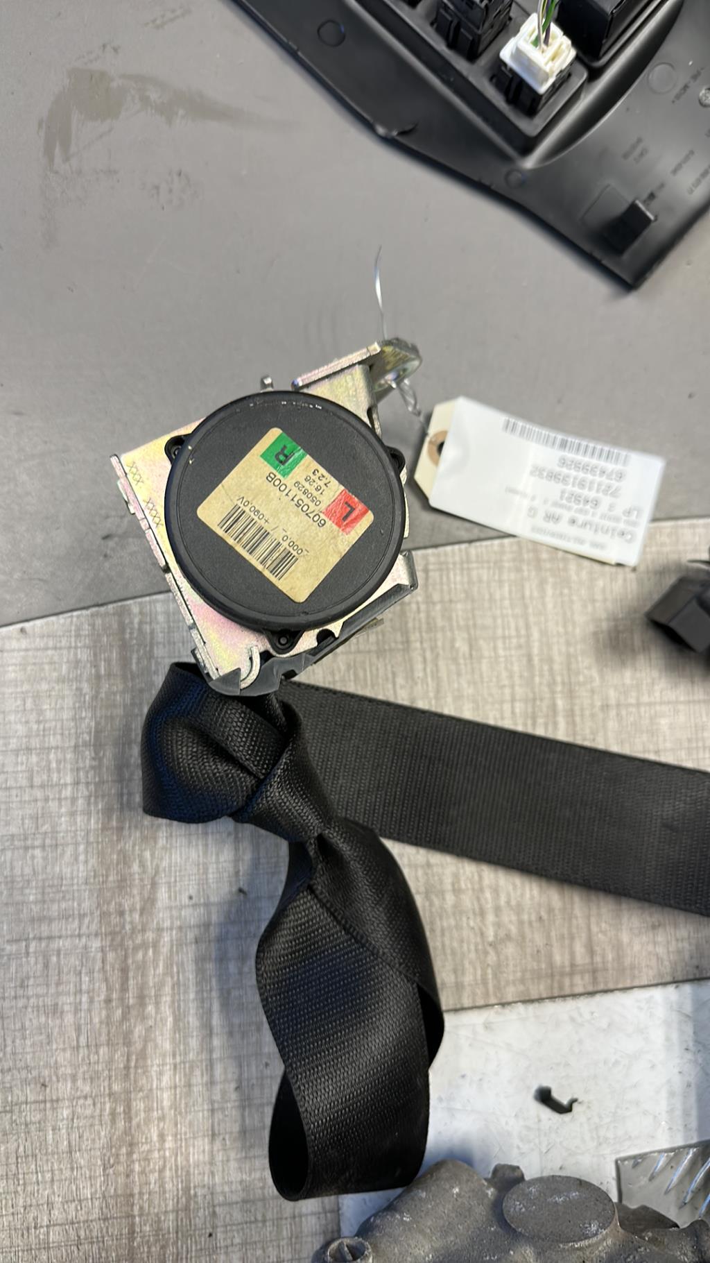 Cintura di sicurezza posteriore sinistra BMW SERIE 1 E87 PHASE 1 Diésel - 1