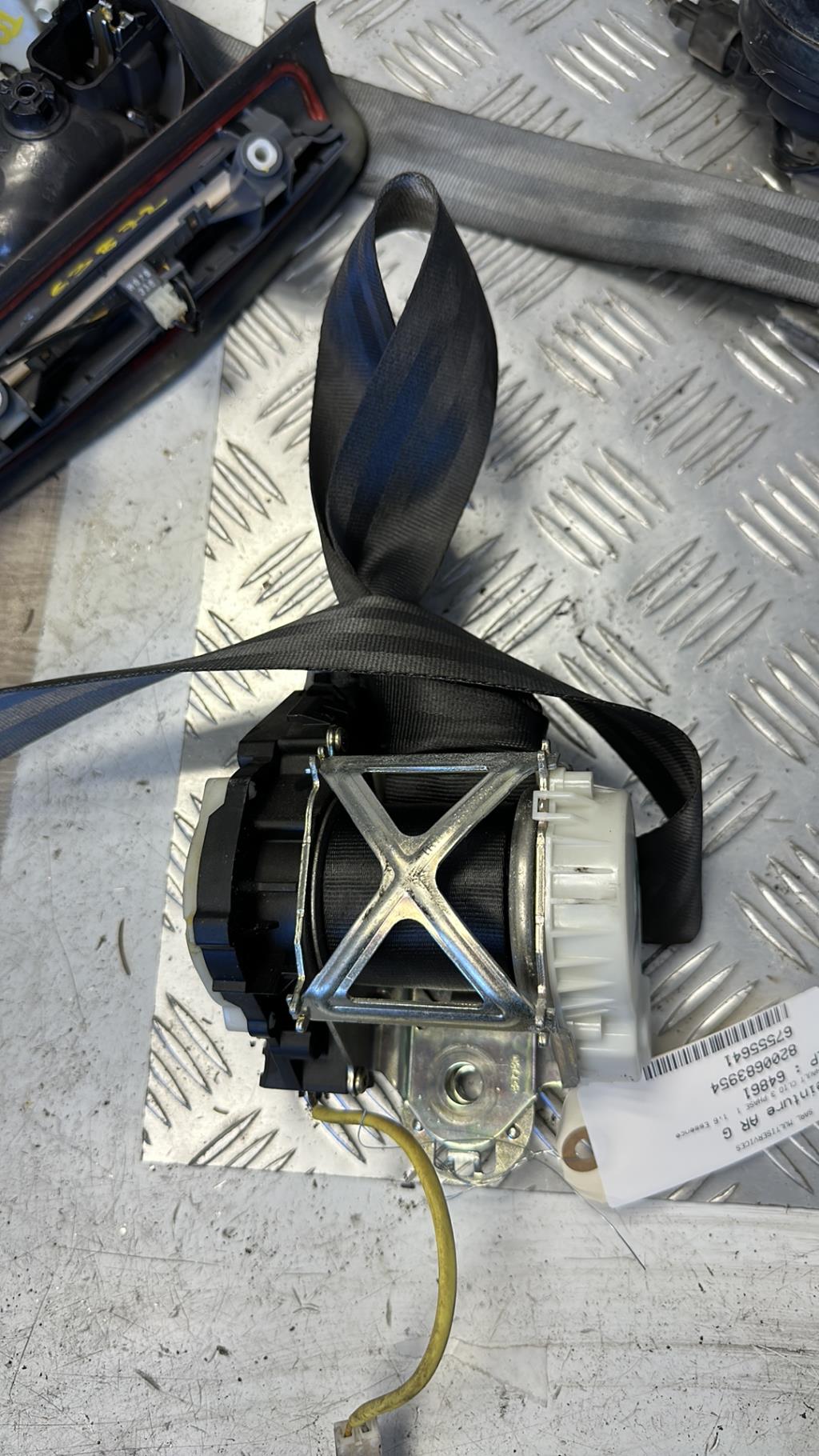 Cintura di sicurezza posteriore sinistra RENAULT CLIO 3 PHASE 1 Gasolina - 1