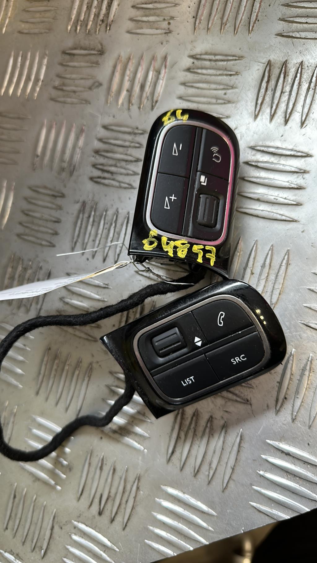 Commande autoradio CITROEN C3 AIRCROSS PHASE 1 Diesel - 1