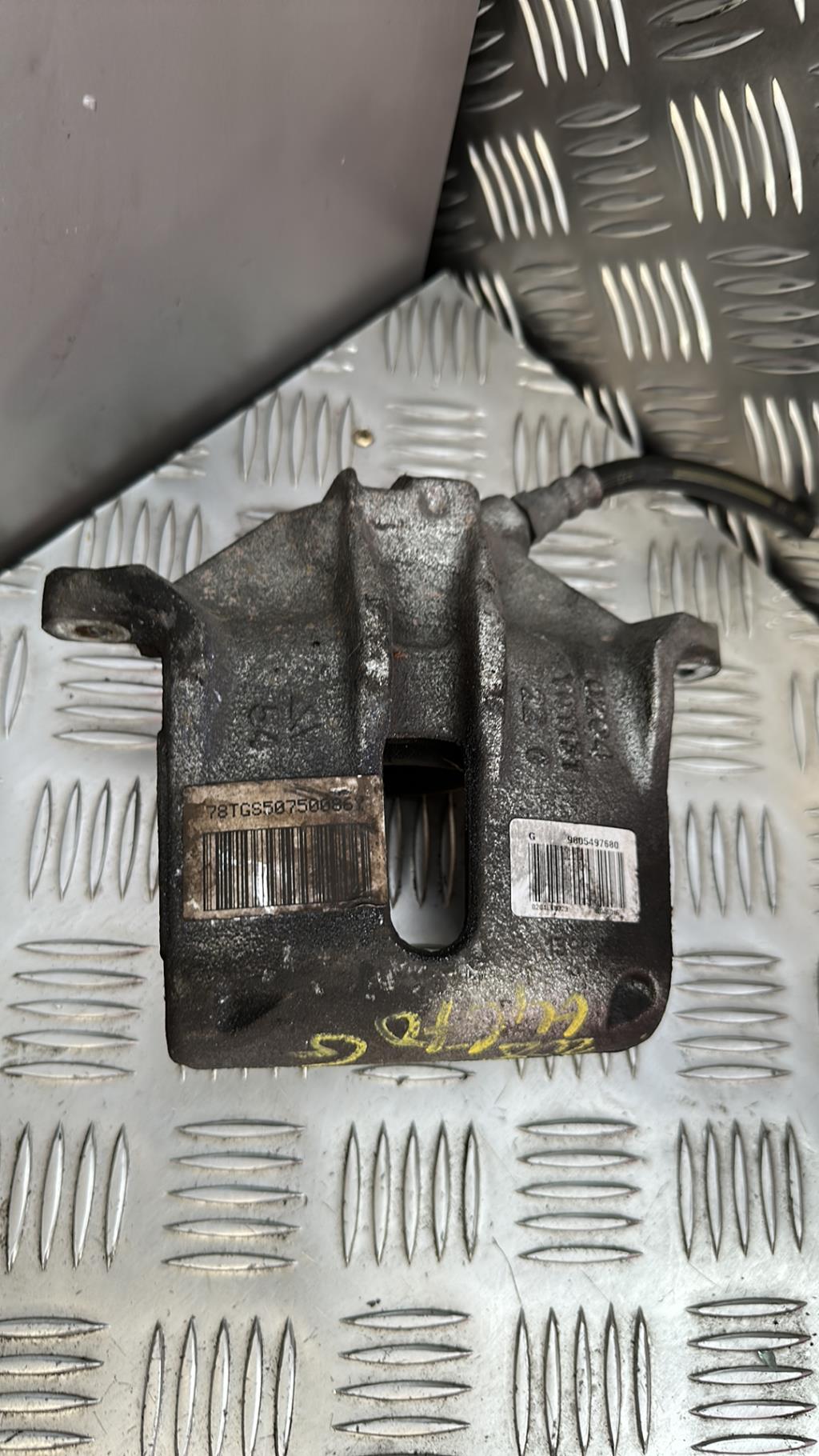 Pinza freni anteriore sinistra PEUGEOT 208 1 PHASE 2 Gasolina - 1