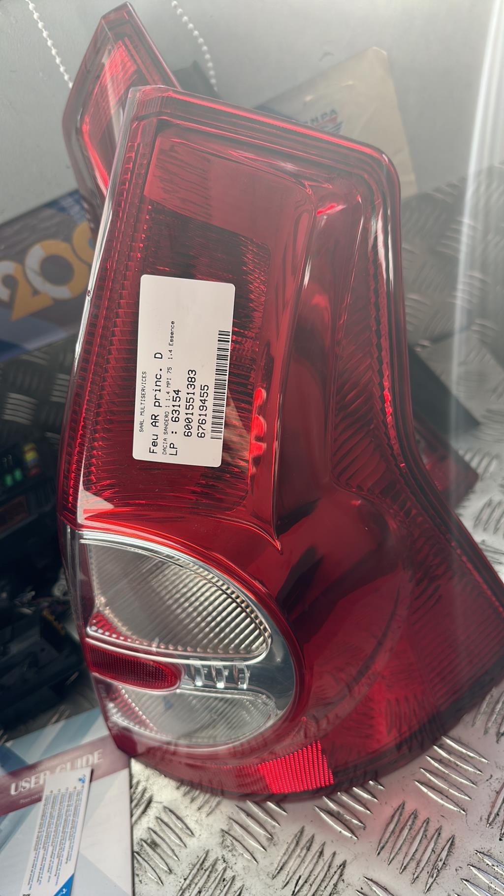 Fanale posteriore principale destro (luci) DACIA SANDERO 1 Gasolina - 1
