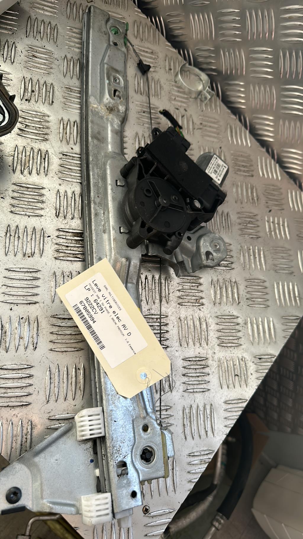 Alzacristalli elettrico anteriore destro PEUGEOT 308 1 SW PHASE 1 BREAK Gasolina - 1