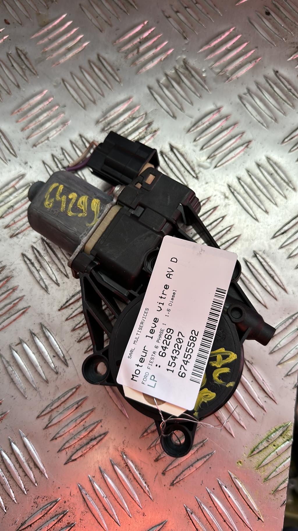 Motore alzacristalli anteriore destro FORD FIESTA 6 PHASE 1 Diésel - 1