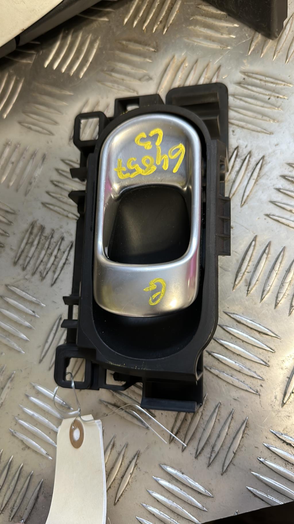 Maniglia interna anteriore sinistra CITROEN C3 AIRCROSS PHASE 1 Diésel - 1