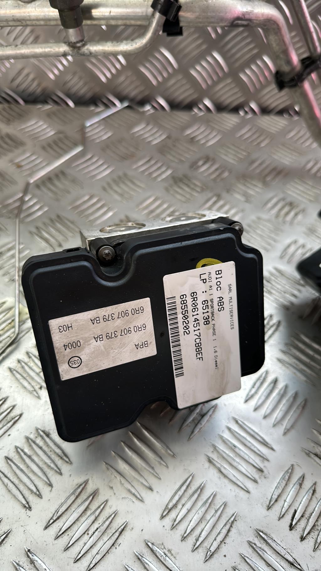 Blocco ABS (antibloccaggio freni) AUDI A1 1 SPORTBACK PHASE 1 Diésel - 1