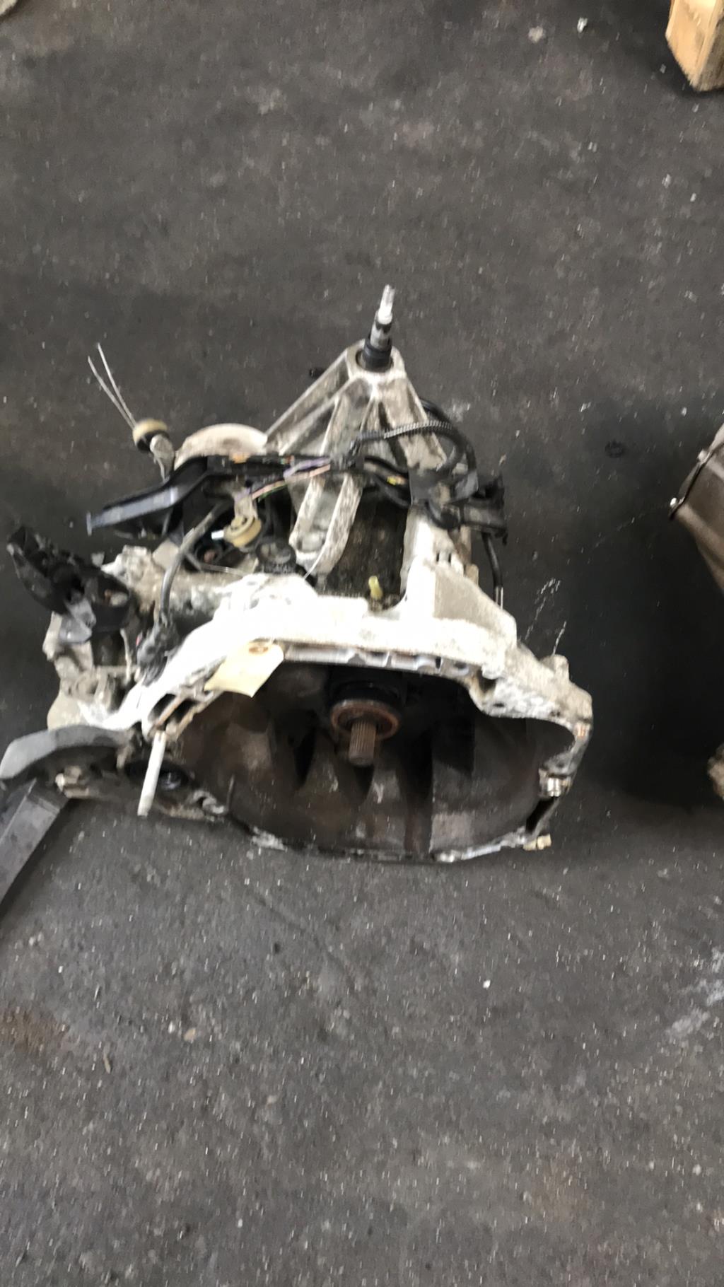 Boite de vitesses RENAULT MODUS PHASE 1 Diesel - 1