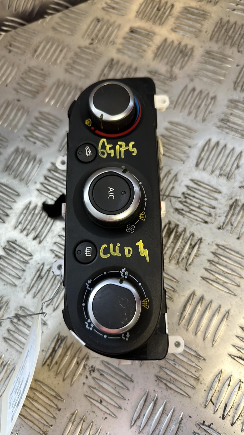 Commande chauffage RENAULT CLIO 4 PHASE 2 Diesel - 1