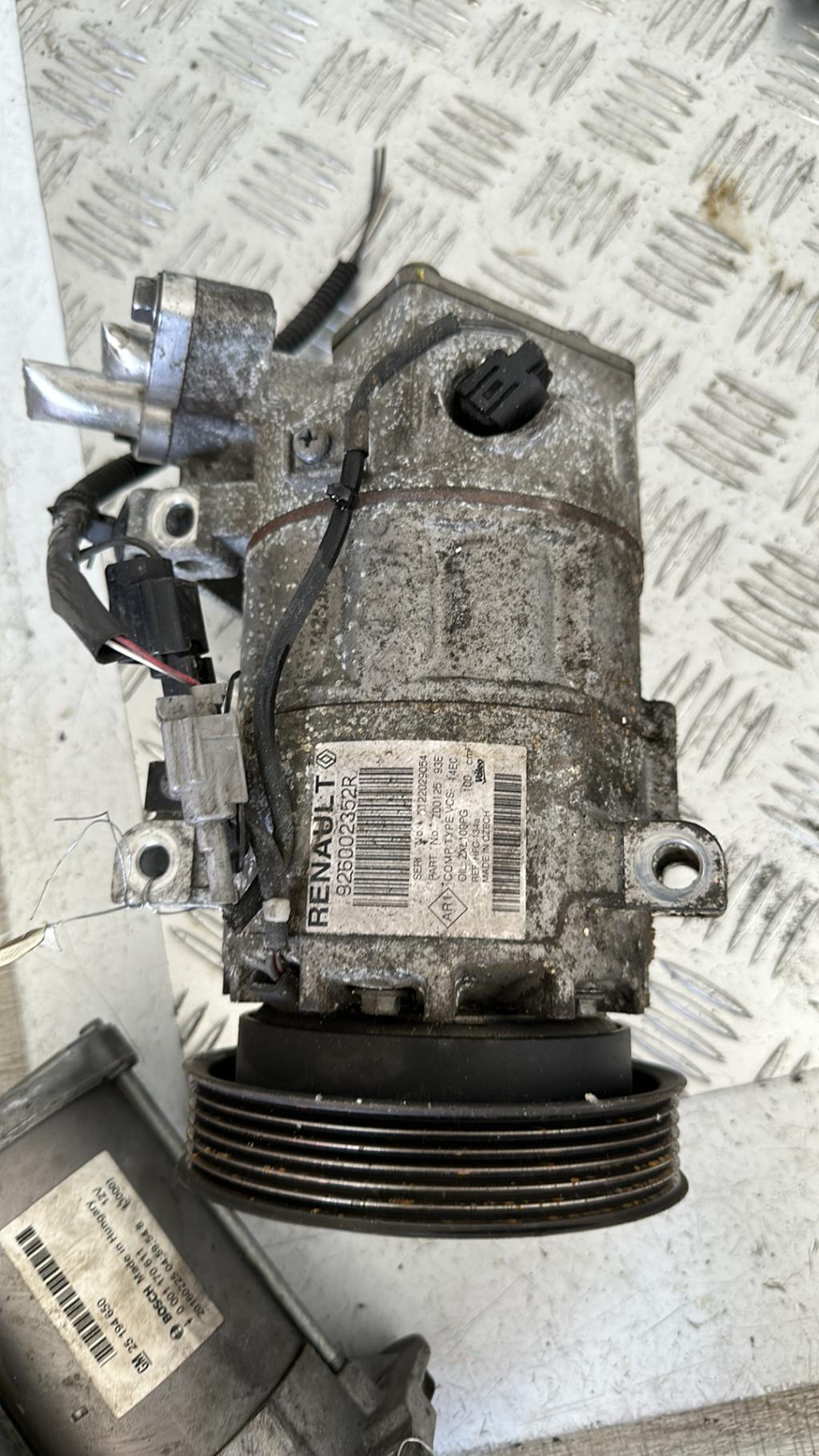 Compresseur clim RENAULT CLIO 4 PHASE 1 Diesel - 1