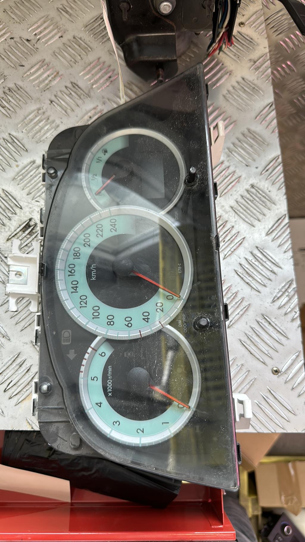 Compteur TOYOTA COROLLA VERSO 2 PHASE 1 Diesel - 1