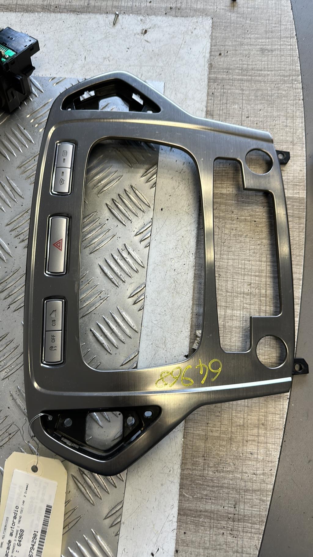Frontalino autoradio FORD MONDEO 3 PHASE 1 Diésel - 1
