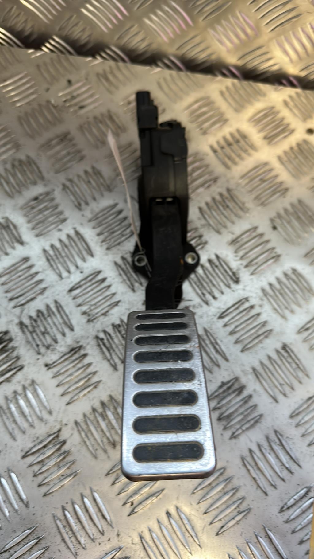 Pedale acceleratore SUZUKI SWIFT 4 Gasolina - 1