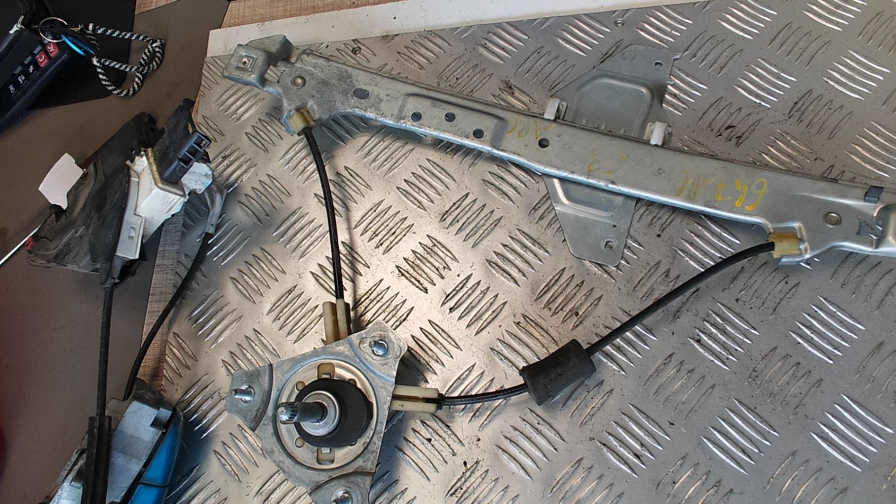 Alzacristalli manuale posteriore sinistro CITROEN C3 2 PHASE 1 Diésel - 1