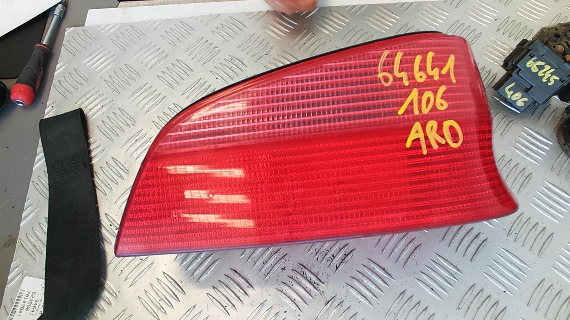 Fanale posteriore principale destro (luci) PEUGEOT 106 PHASE 2 Gasolina - 1