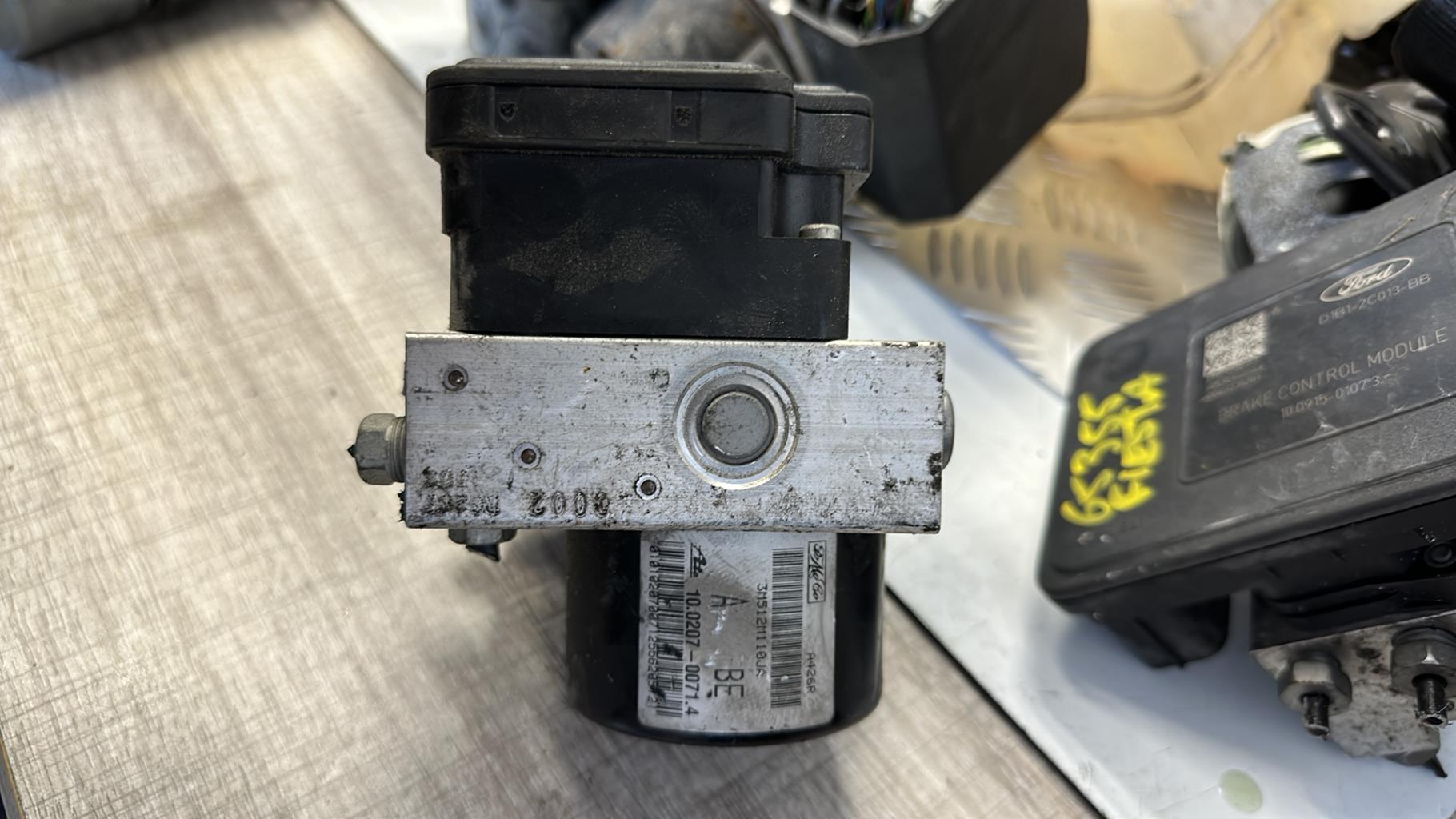Bloc ABS (freins anti-blocage) FORD FOCUS 2 PHASE 1 Diesel - 1