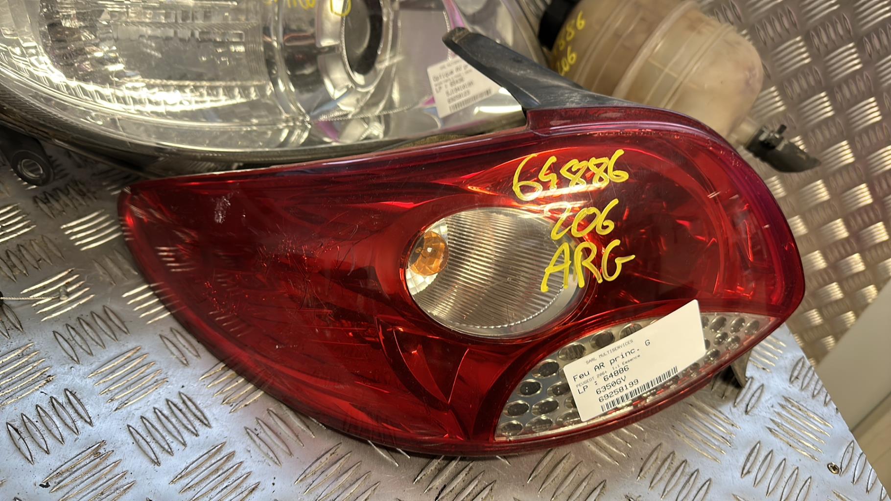 Fanale posteriore principale sinistro (luci) PEUGEOT 206+ Gasolina - 1