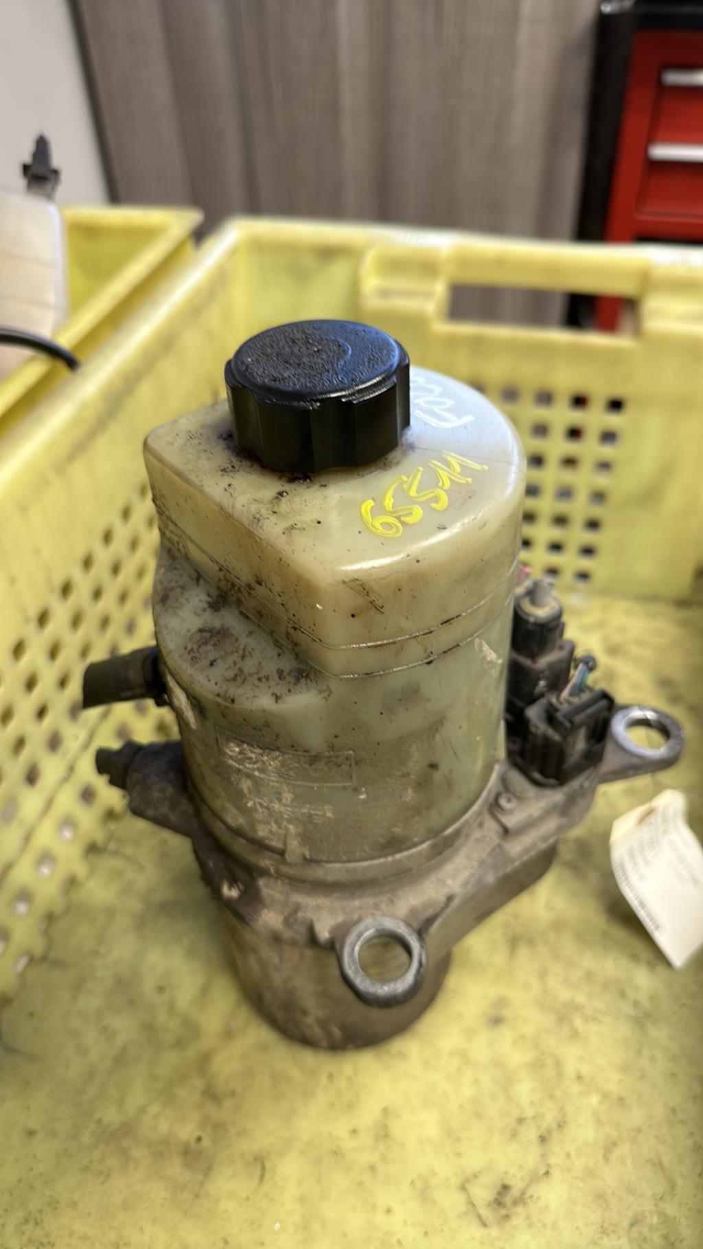 Pompe de direction FORD FOCUS 2 PHASE 1 Diesel - 1