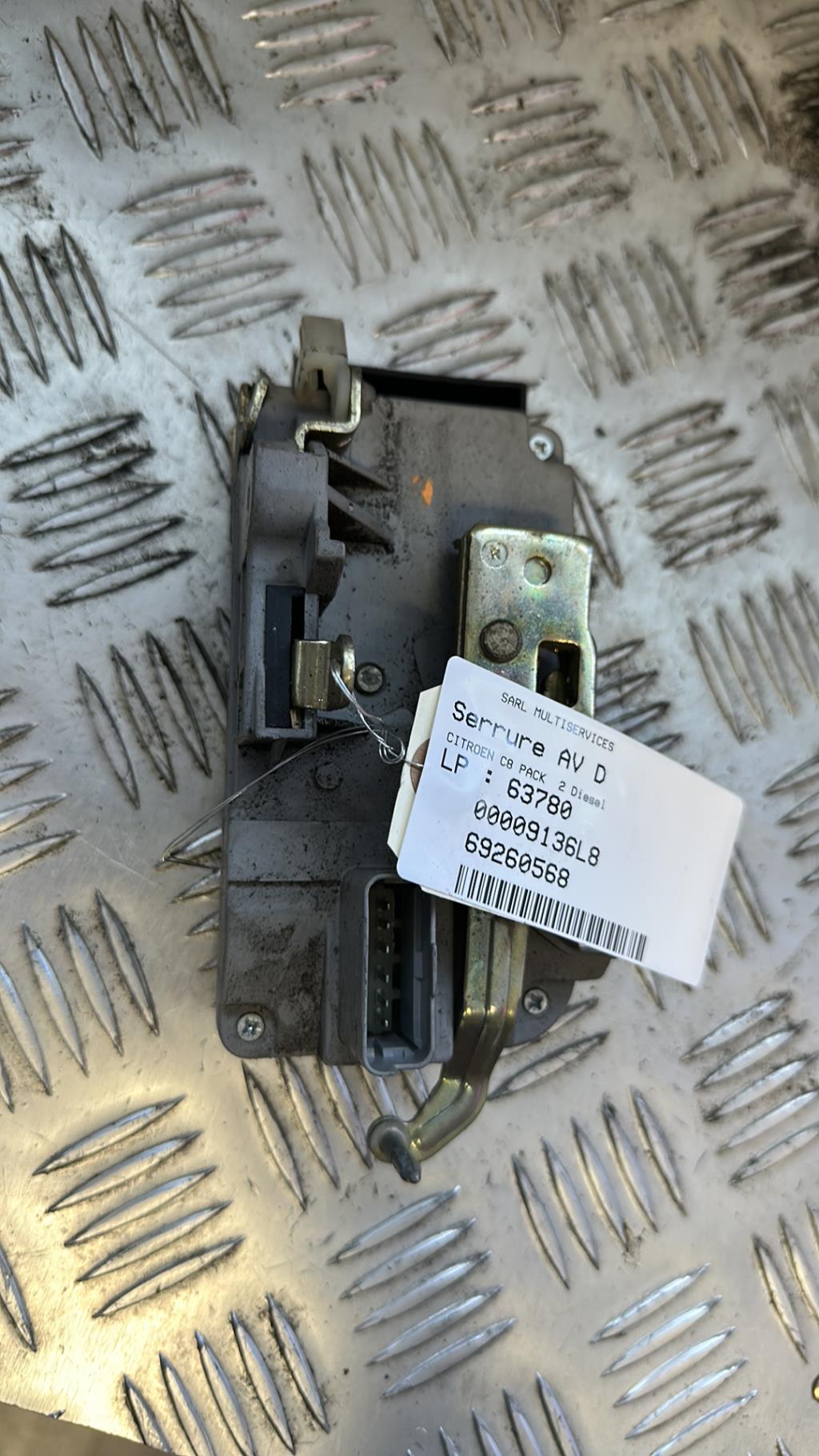 Serrure avant droit CITROEN C8 Diesel - 1