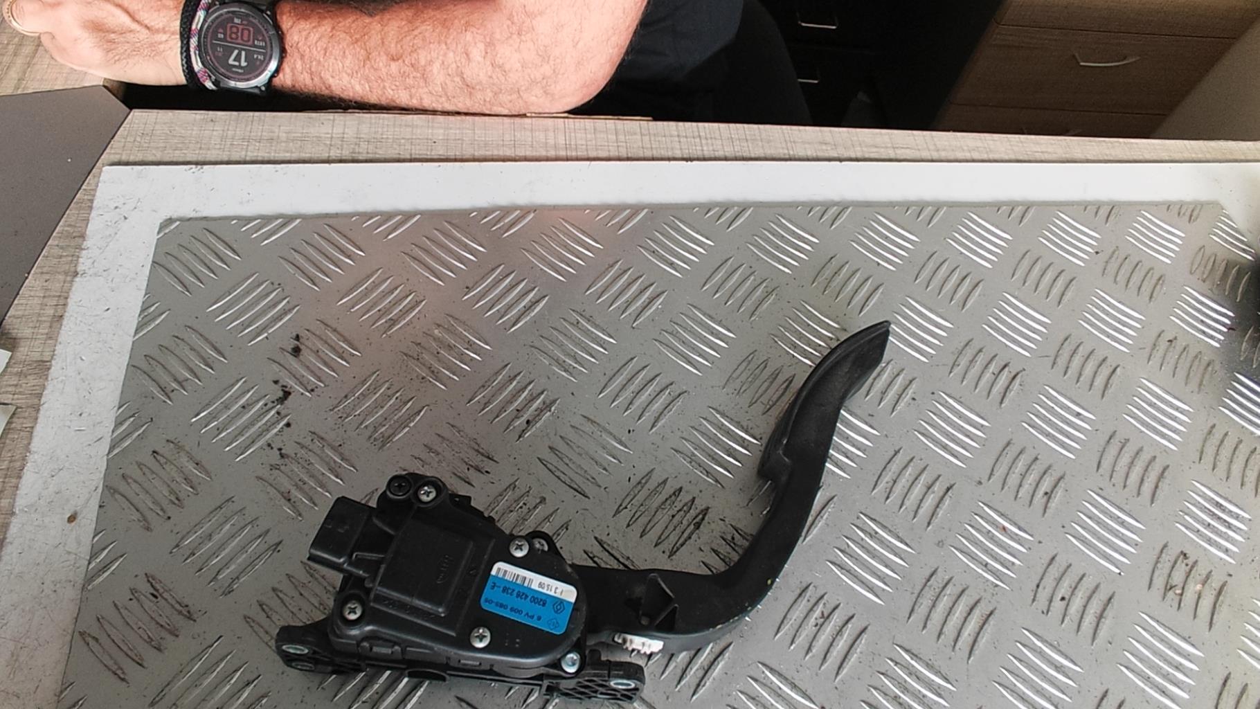 Pedale acceleratore RENAULT TWINGO 2 PHASE 1 Gasolina - 1