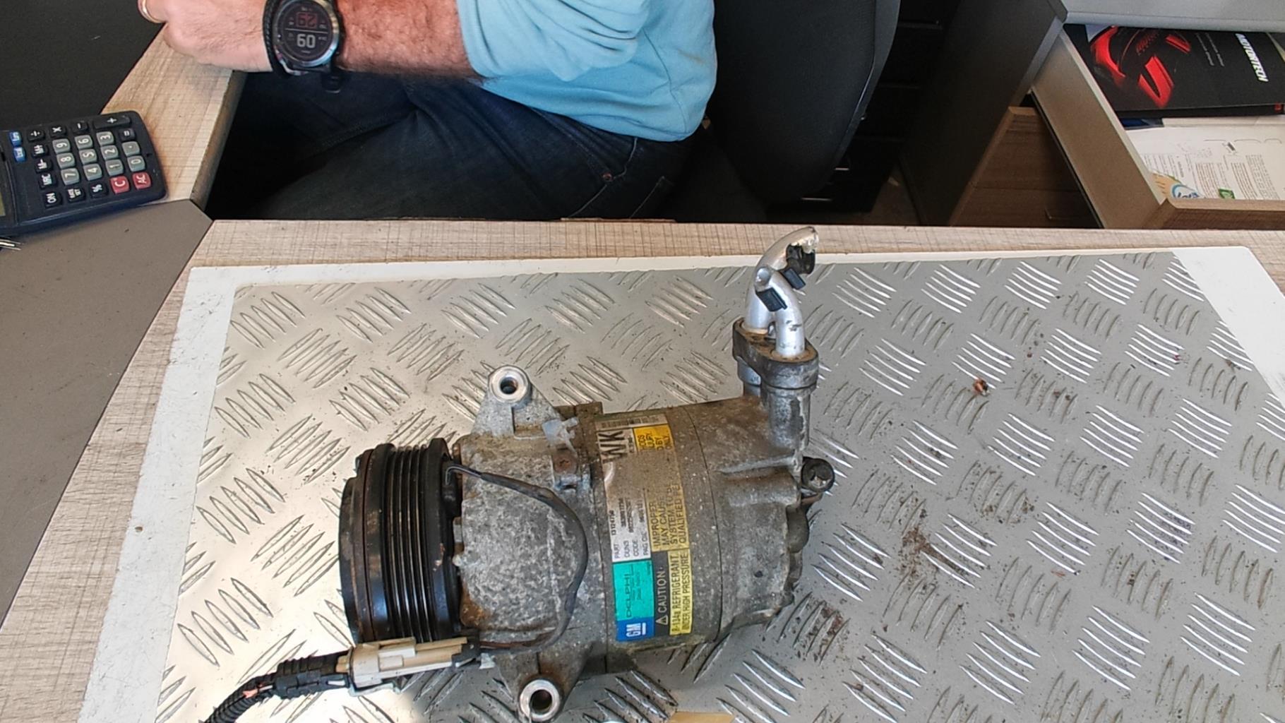Compresseur clim OPEL ASTRA H PHASE 1 Essence - 1