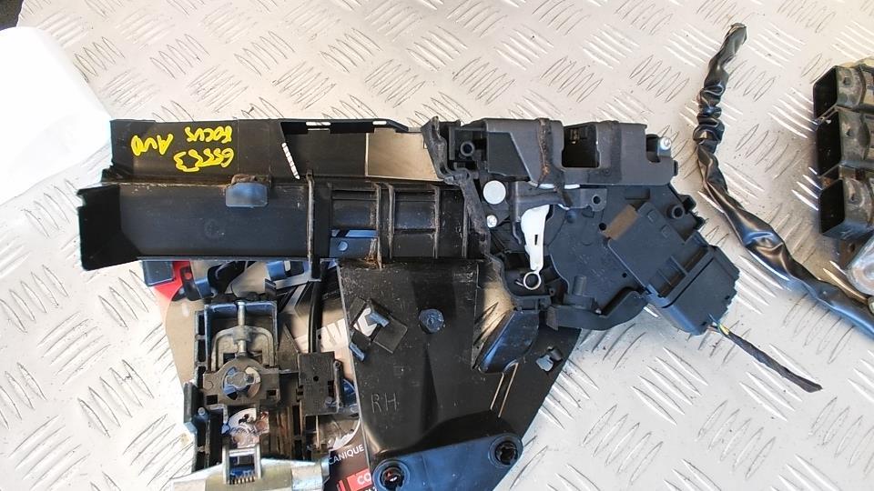 Serrure avant droit FORD FOCUS 2 PHASE 1 Diesel - 1