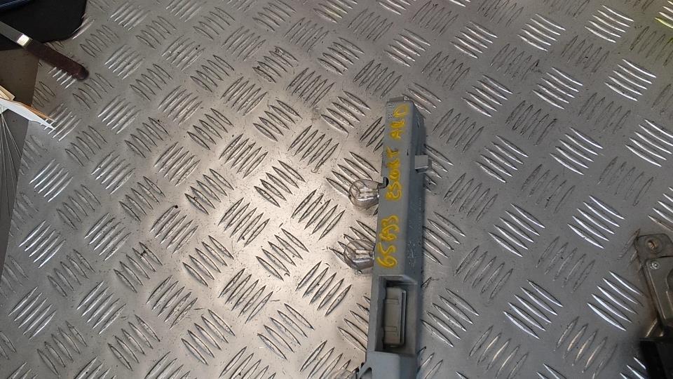 Base portalampade fanale posteriore destro FORD ESCORT 6 BREAK Diésel - 1