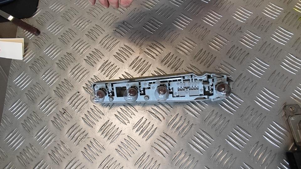 Base portalampade fanale posteriore sinistro FORD ESCORT 6 BREAK Diésel - 1