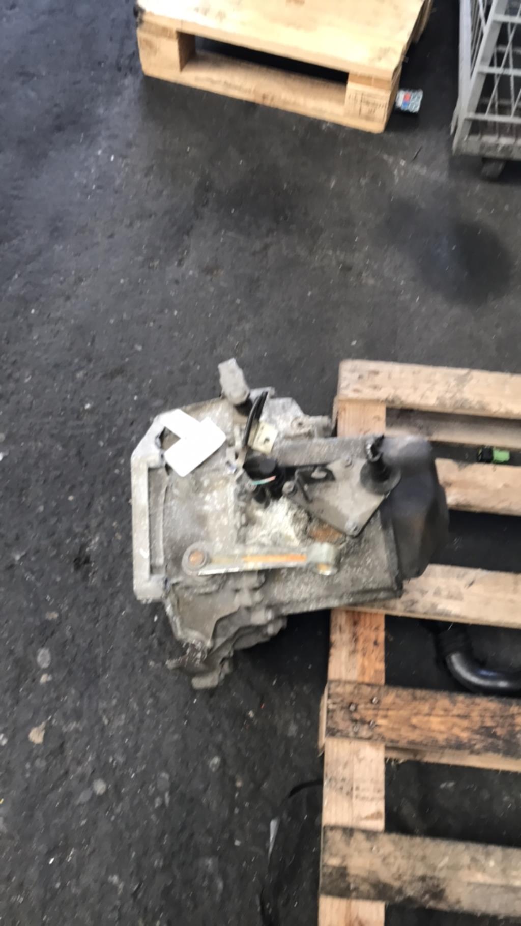 Boite de vitesses PEUGEOT 206+ Essence - 1